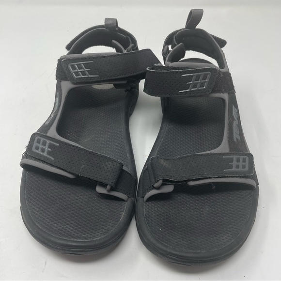Teva Sandals – Adjustable Straps Size: 7 - Picture 2 of 13